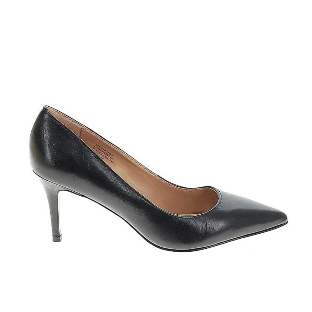 Banana Republic Madison Round Heel/Pump -Size 11